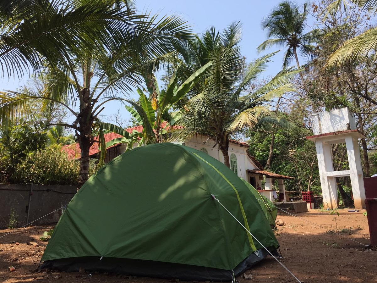 Folklore Hostel Goa Вагатор Экстерьер фото