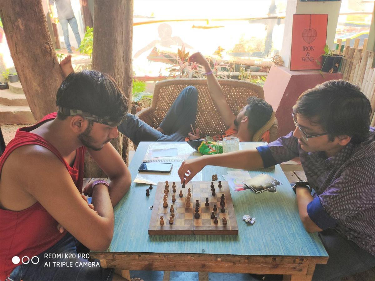Folklore Hostel Goa Вагатор Экстерьер фото