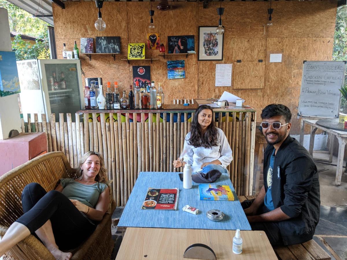 Folklore Hostel Goa Вагатор Экстерьер фото